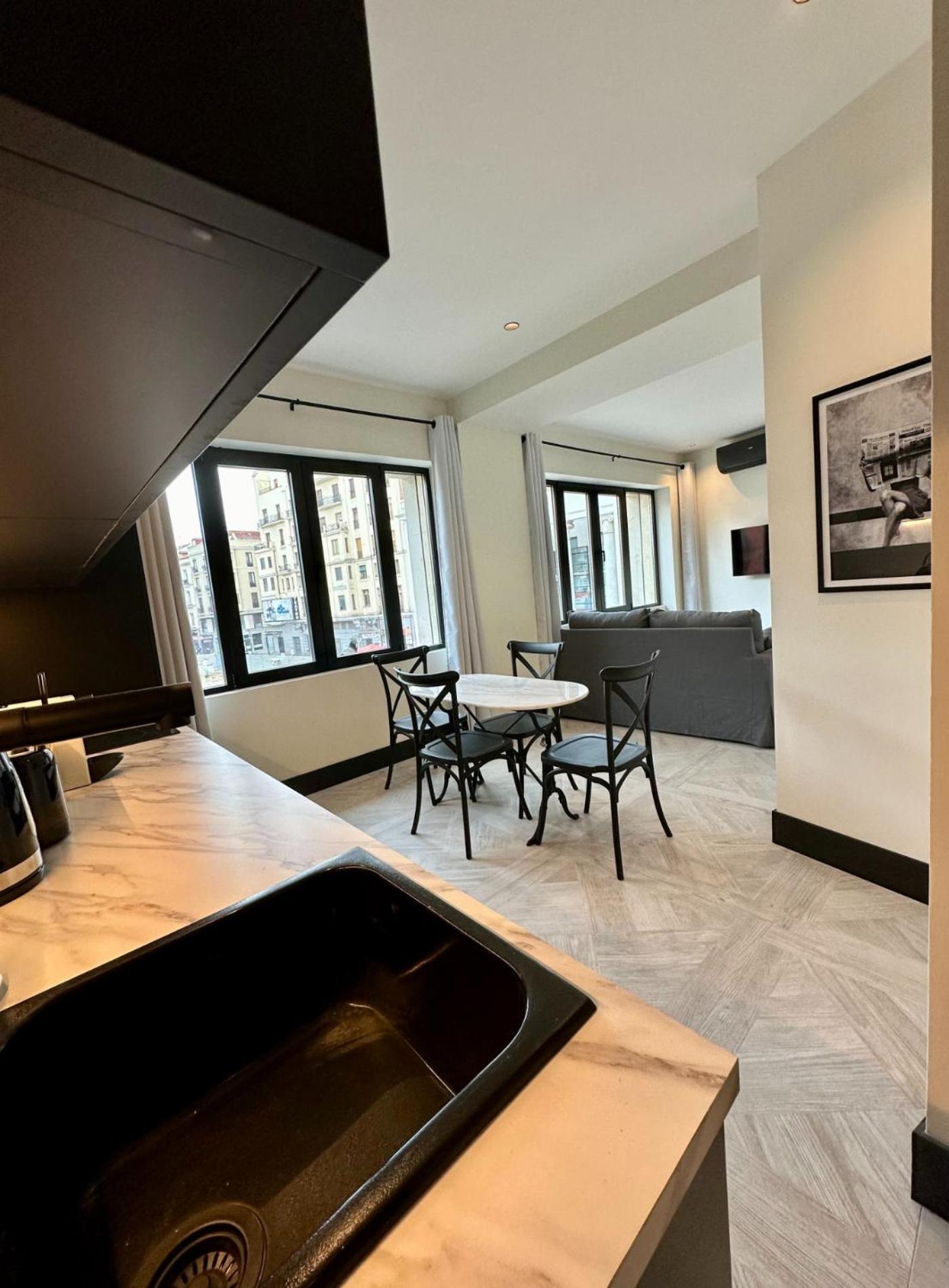 Chic Apt Para 4Pax En Plaza Del Carmen-Gran Via E2 Мадрид Экстерьер фото